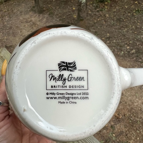 NWT MILLY GREEN British Design Witchy Paws Ceramic Mug with socks - Picture 7 of 7